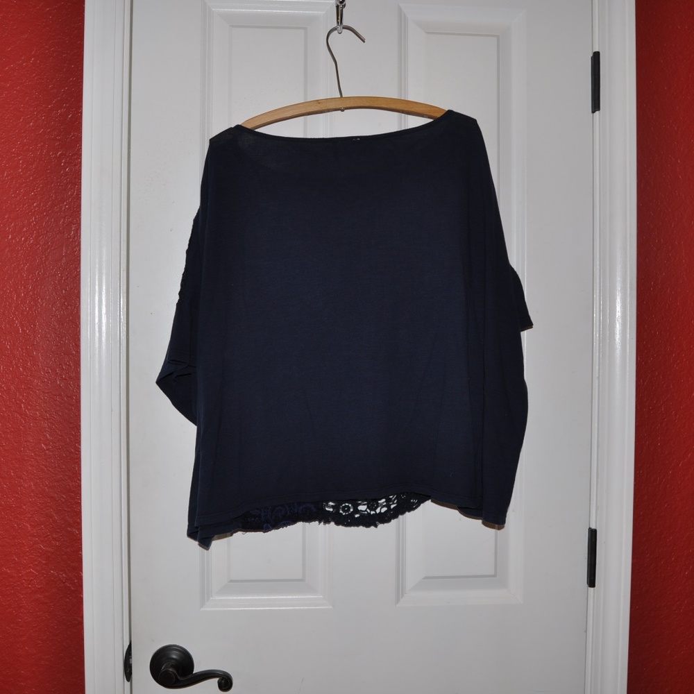 Anthropologie AKEMI+KIN Navy Embroidered Darrie Top sz S - Picture 5 of 8